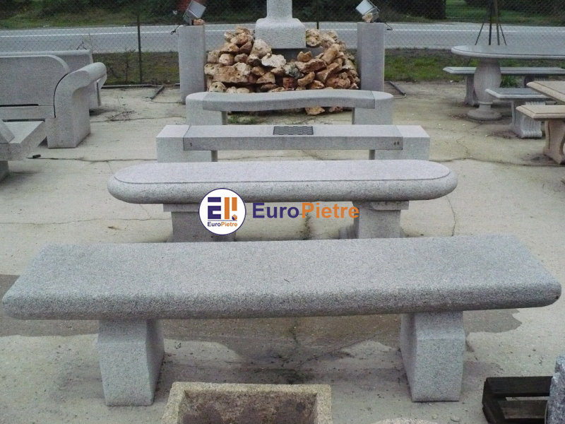 Panchine in pietra naturale per arredo urbano esterno Europietre Cuneo