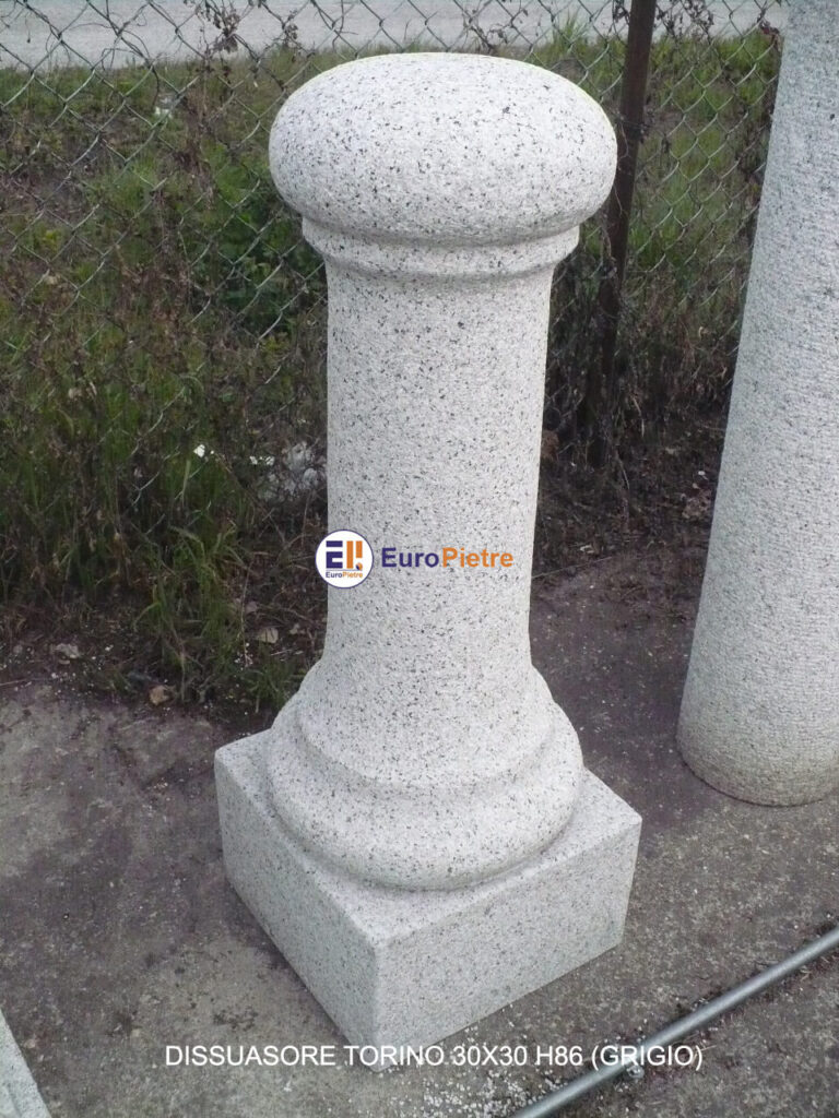 Dissuasore in granito grigio per arredo urbano forniture edili in pietra.