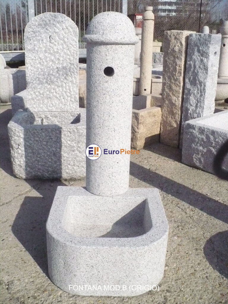 Fontana in granito grigio per arredo urbano Europietre Cuneo